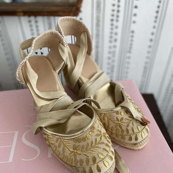 Shoes - Aldo - Picture 2 of 2